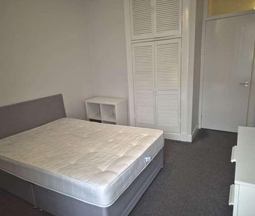 Ark Lane, Glasgow, G31 - Photo 4