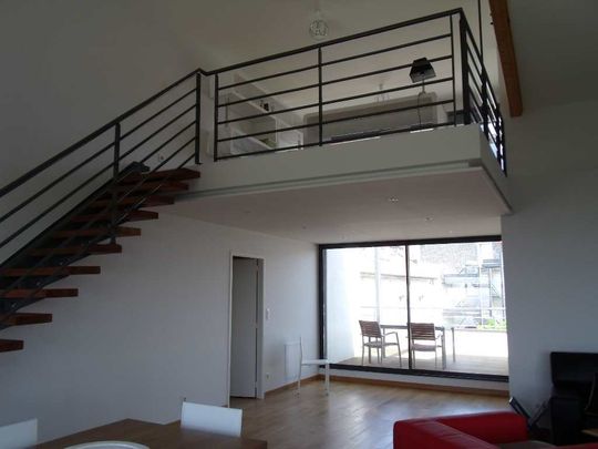 Location Appartement 4 pièces 190m² ANGOULEME 16000 - Photo 1