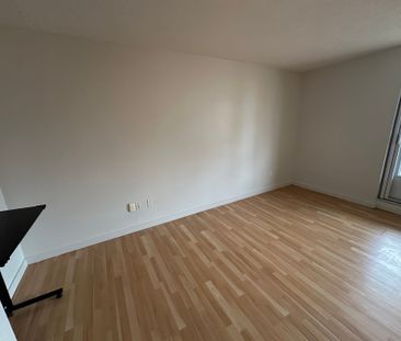 For Lease - 40 Homewood Avenue Unit# 1607, Toronto, Ontario - Photo 4