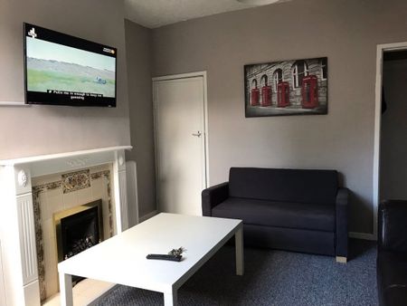 3 Bed - Kirkby Street â€“ 3 Bed - Photo 2