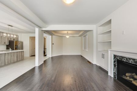 For Lease - 150 Stevenson Crescent, Bradford West Gwillimbury, Ontario - Photo 2