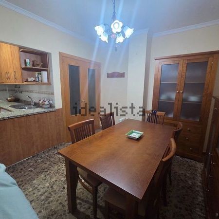 Alquiler de piso en Centro - Photo 1