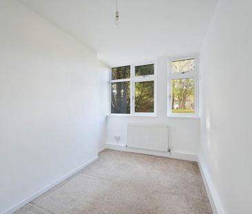 3 bedroom flat to rent - Photo 5