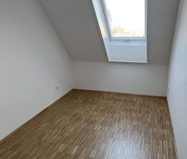 Individuelle Dachwohnung mit hochwertiger Ausstattung im Neubau! EB... - Foto 4