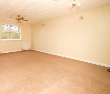 4 bedroom terraced house to rent - Photo 1