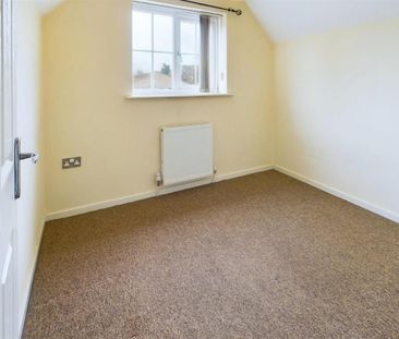 3 bedroom apartment to rent - Photo 4