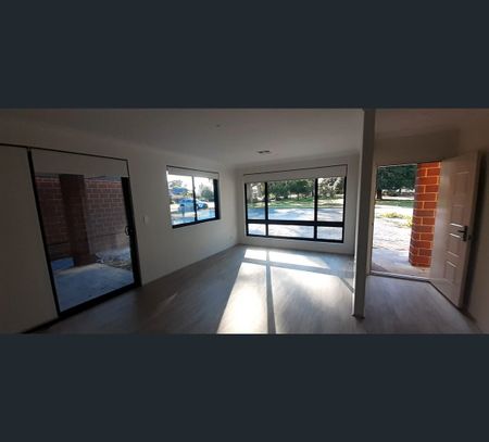 Unit 1, 73 Wilber Street, Rossmoyne, WA 6148 - Photo 4
