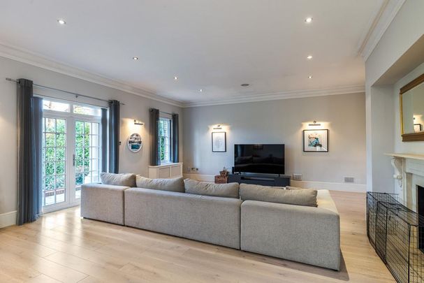 6 bedroom detached house to rent - Photo 1