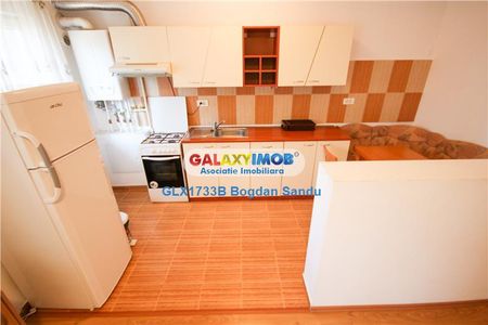 Garsoniera spatioasa de inchiriat Militari Residence - Fotografie 3