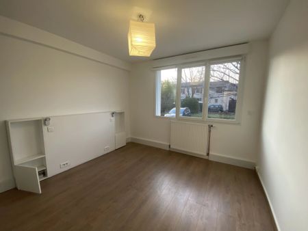 Location Appartement 3 pièces 55m² VALENCE 26000 - Photo 3