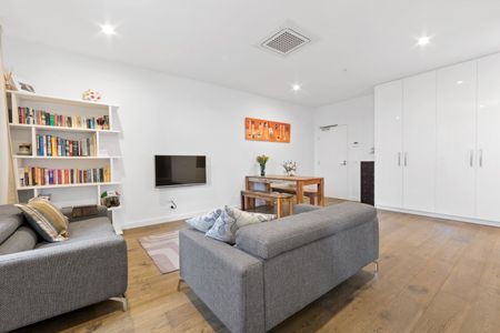 202/56 Harp Road, Kew VIC 3101 - Photo 5