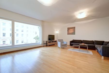 Apartment for rent, 4+kk - 3 bedrooms, 130m - Photo 2