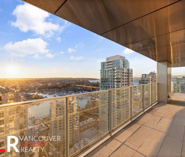 Condo in Downtown Vancouver, BC - Photo 3