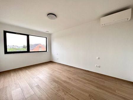 Instapklare passiefwoning met 4 slpks met tuin in Zonhoven - Photo 5