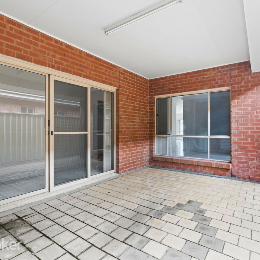 4C Athol Avenue, Tranmere SA, Belconnen - Photo 1