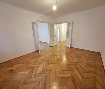 Sehr zentral und ruhig gelegen mit Balkon - Stilaltbau Weyringergas... - Photo 2