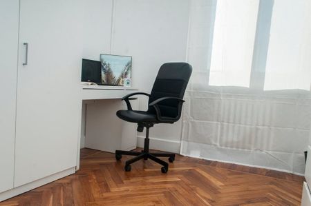 Via Aldo Barbaro, Turin, Piedmont 10143 - Photo 2