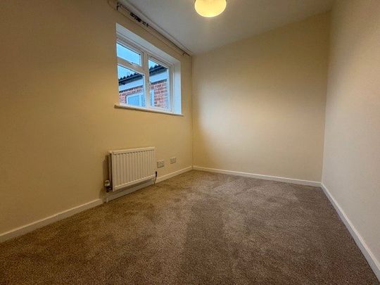 3 bedroom terraced to rent - Photo 1