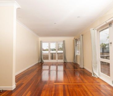 Character family home - Photo 3