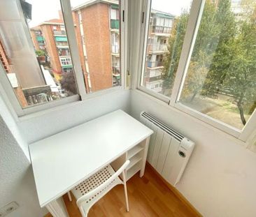 Calle de Orio, Madrid, Community of Madrid 28041 - Photo 6