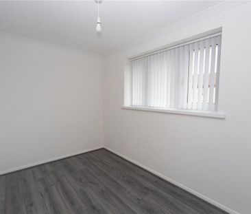 2 bedroom semi-detached house to rent - Photo 5