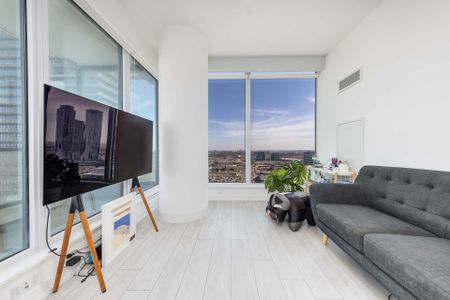 For Lease - 950 Portage Parkway Unit# 2706, Vaughan, Ontario - Photo 2