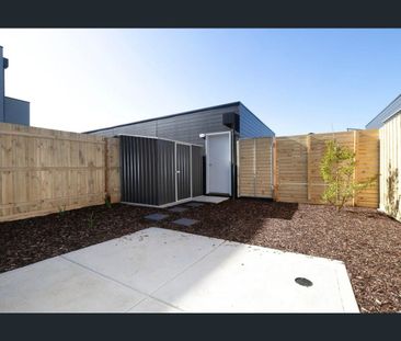 63 Normanby Boulevard, Deanside, Vic 3336 - Photo 5