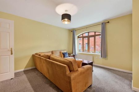 2 Apartment, Chancellors Court, 55-57 Malone Road, Belfast, BT9 6SA - Photo 2