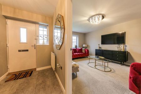 4 bedroom detached house to rent - Photo 4