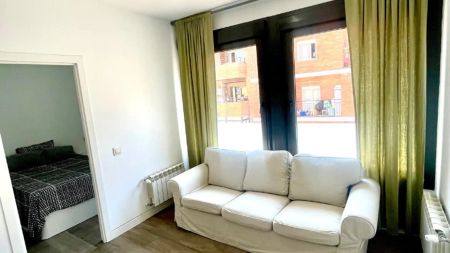 Piso de alquiler en Calle de Eugenio Sellés, Chopera - Photo 2