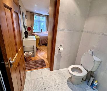 1 bedroom in a house share to rent - Photo 5