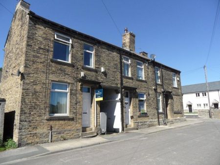 2 bedroom end of terrace house to rent - Photo 2
