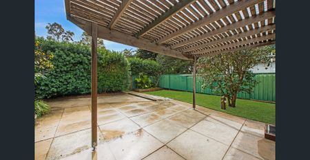 Beachside Cottage Bliss – 150m to Toowoon Bay Beach - Photo 2