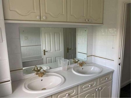 Wexham, Slough, SL3 - Photo 3