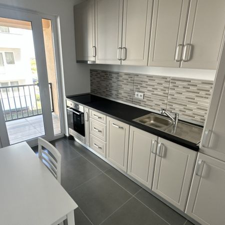 Garsoniera de lux 35mp zona Calea Surii Mici - Fotografie 3