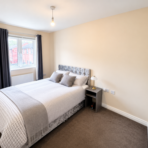 3 bedroom end of terrace house to rent - Photo 2