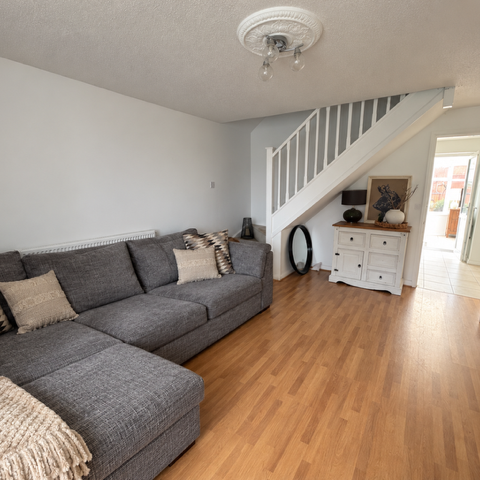 3 bedroom terraced house to rent - Photo 1