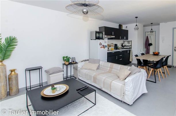Location Appartement 2 pièces 48m² ST MARCELLIN 38160 - Photo 1