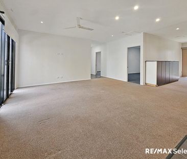 375 Shakespeare Street, West Mackay, Qld 4740 - Photo 5