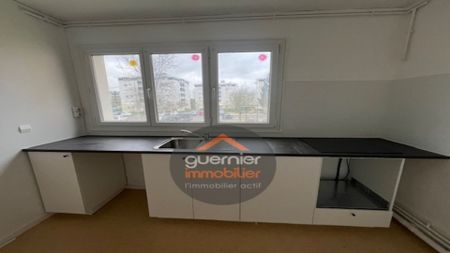 Location Appartement 6 pièces 105m² - Photo 2