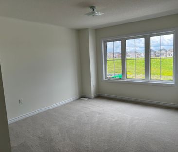 For Lease - 1099 Cole Street, Innisfil, Ontario - Photo 4