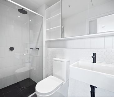 Convenient apartment with stunning views! - Photo 1