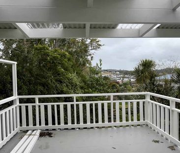 Cute as a Button! - Photo 4