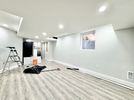 For Lease - 299 Fleetwood Drive, Oshawa, Ontario - Photo 4