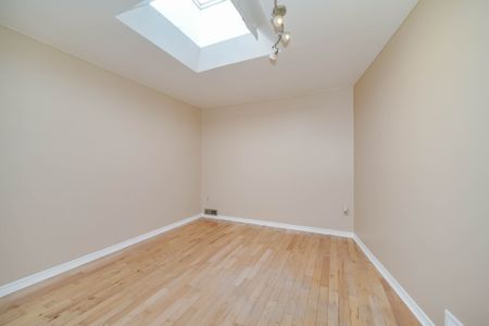 For Lease - 1378 Danforth Avenue, Toronto, Ontario - Photo 5