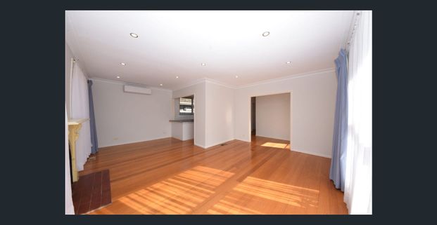 Vermont Secondary College Zone - Photo 1