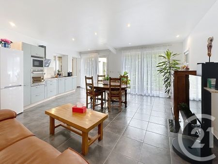 Location Appartement 2 pièces 51m² ST PARRES AUX TERTRES 10410 - Photo 2