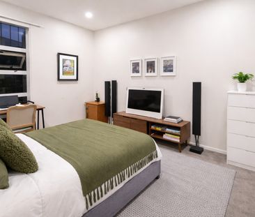 City Living - Photo 2