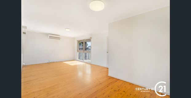 IMMACULATE FAMILY HOME - Photo 1