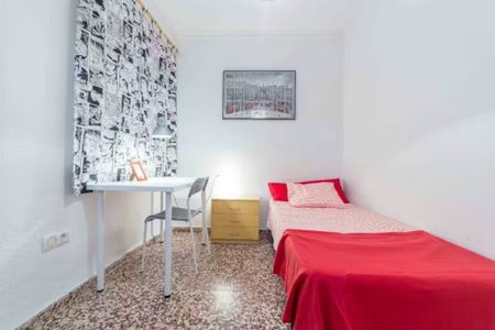 Carrer de lEnginyer José Sirera, Valencia, Valencian Community 46017 - Photo 4